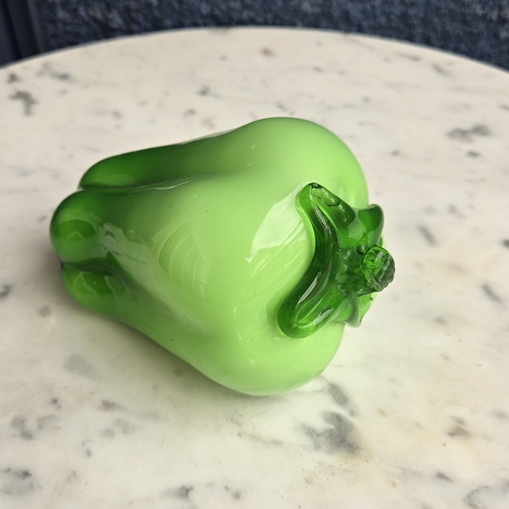Vintage Glass Green Bell Pepper